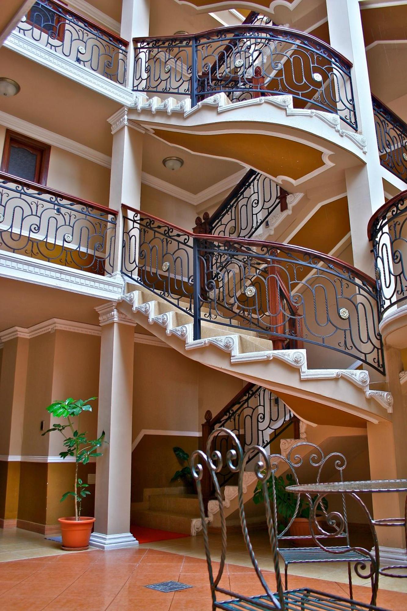 San Marino Royal Hotel Сукре Экстерьер фото